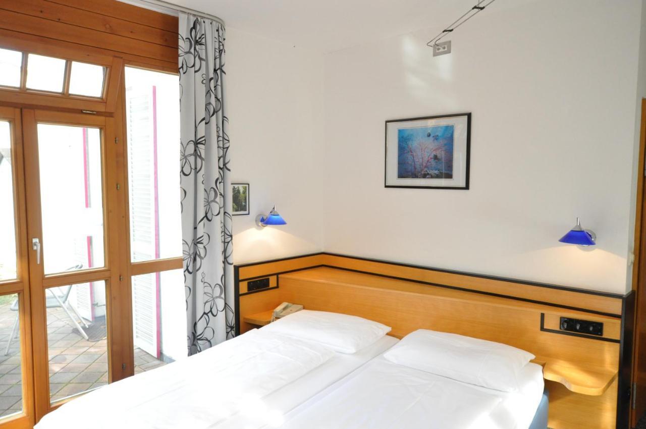 Villa Waldperlach By Blattl München Ngoại thất bức ảnh